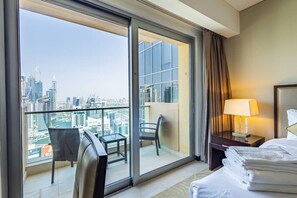 Iron/ironing board, WiFi, bed sheets - JW Marriott Elegant Studio (Dubai)