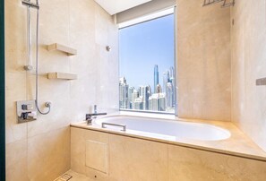Shower, jetted bath, hair dryer, bidet - JW Marriott Elegant Studio (Dubai)