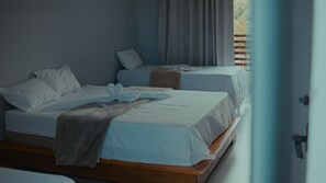 Suite familiar, balcón | Cortinas blackout y wifi gratis 