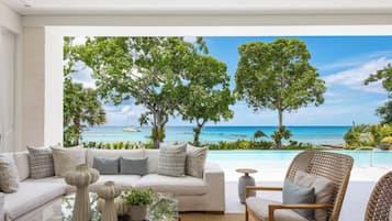Villa, 6 Bedrooms, Private Pool, Garden View | Terrace/patio