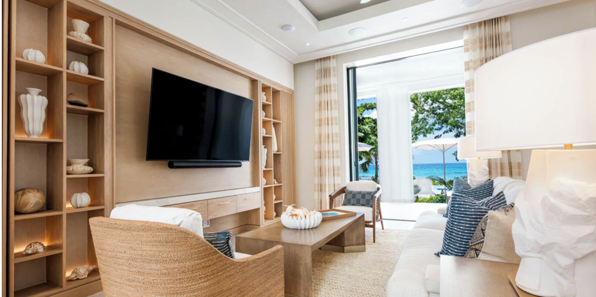 Villa, 6 Bedrooms, Private Pool, Garden View | Living room
