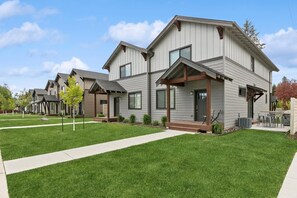 Exterior - Newly Listed Dog Friendly Townhouse Near Downtown Whitefish (Whitefish)