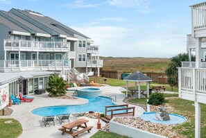 Pool - CozyTurtle - Pool,  Hot Tub, Private Beach Access (Port Aransas)