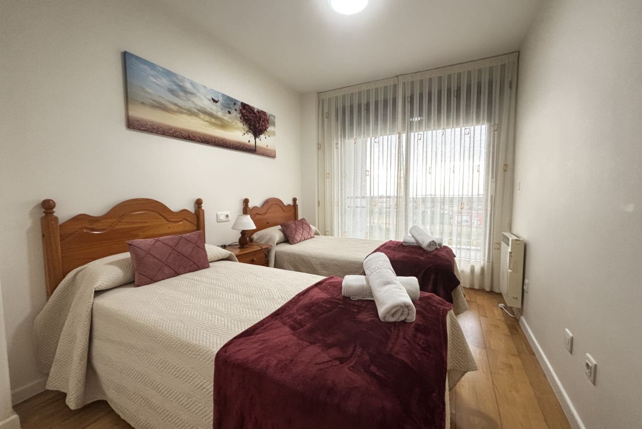Iron/ironing board, travel cot