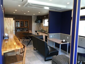 Dining - Guesthouse Orange Cabin (Fujikawaguchiko)