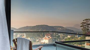 Appartement Deluxe, vue montagne | Enceinte de lâhĂ©bergement