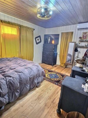 2 bedrooms, iron/ironing board, WiFi, bed sheets - St Augustine 2 Bedroom, Lighthouse, Downtown (St. Augustine)