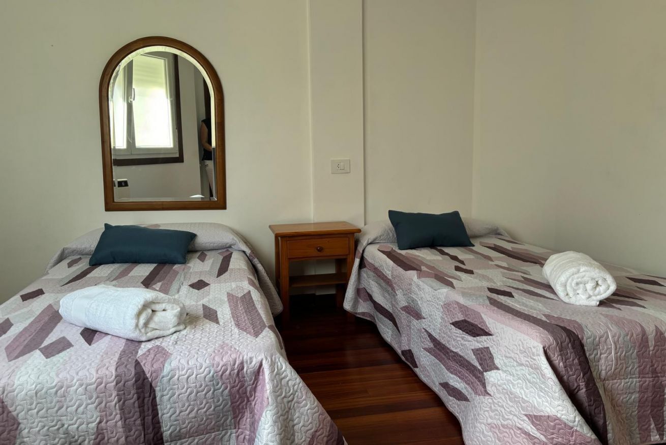2 bedrooms