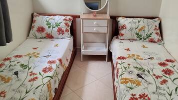 2 chambres, Wi-Fi gratuit, draps fournis