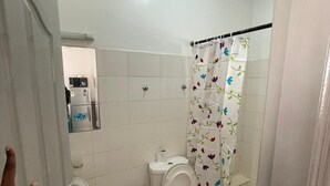 Uklassifisert bilde, 3 av 12, knapp