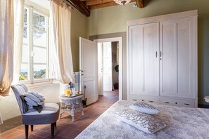 House - Apartment in Lucca With Stunning Tuscan Views (Capannori)
