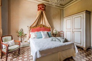 Villa - Luxury Villa With Pool in Lucca (Capannori)