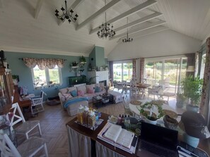 Apartment | Dining - Apartment for Animal Lovers by the sea (gmina Wolin)