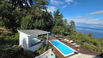 Apartment, 1 Bedroom, Accessible, Smoking | Pool | Outdoor pool