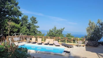 Apartment, 1 Bedroom, Accessible, Smoking | Pool | Outdoor pool