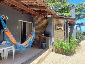 Townhome, Lanai, Partial Sea View | Outdoor dining - Residencial Pé na Areia Bombinhas (Bombinhas)