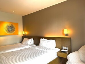 Iron/ironing board, bed sheets - Mesmerizing Twin Bed,Rockwell View (Mandaluyong City)