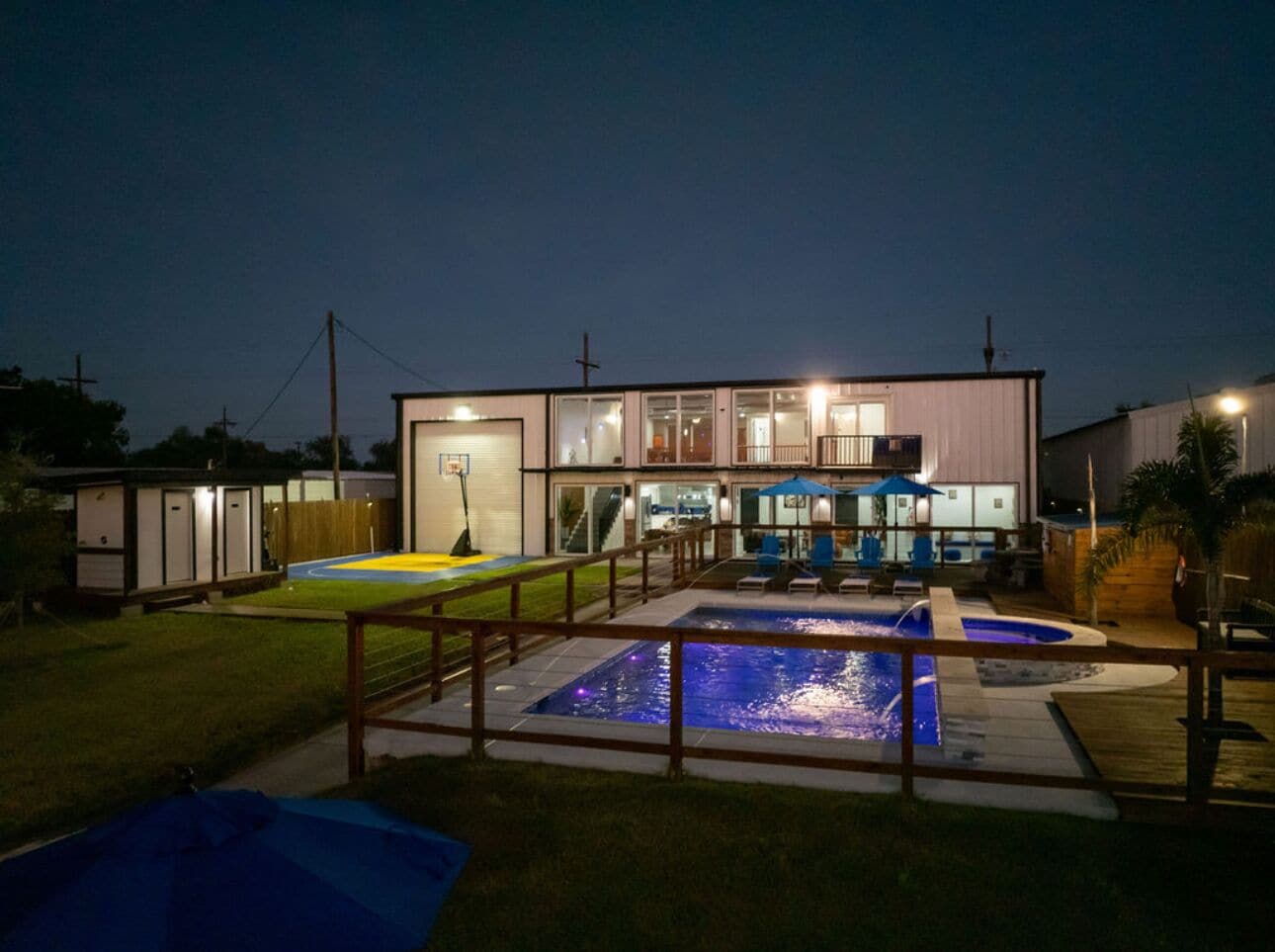 Pool