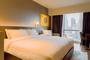 Iron/ironing board, bed sheets - Sunset Serenity King Suite (Mandaluyong City)