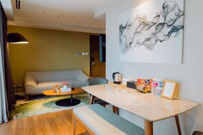 Interior - 1 Bedroom Suite with Canal view (Mandaluyong City)