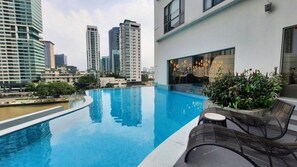 Pool - Chic Riverfront Escape at Acqua (Mandaluyong City)