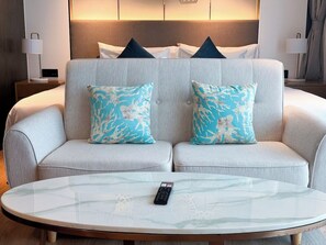 1 bedroom, WiFi - Sea View Stay  Walk to Waterpark & Town C137 (Tambon Rawai)