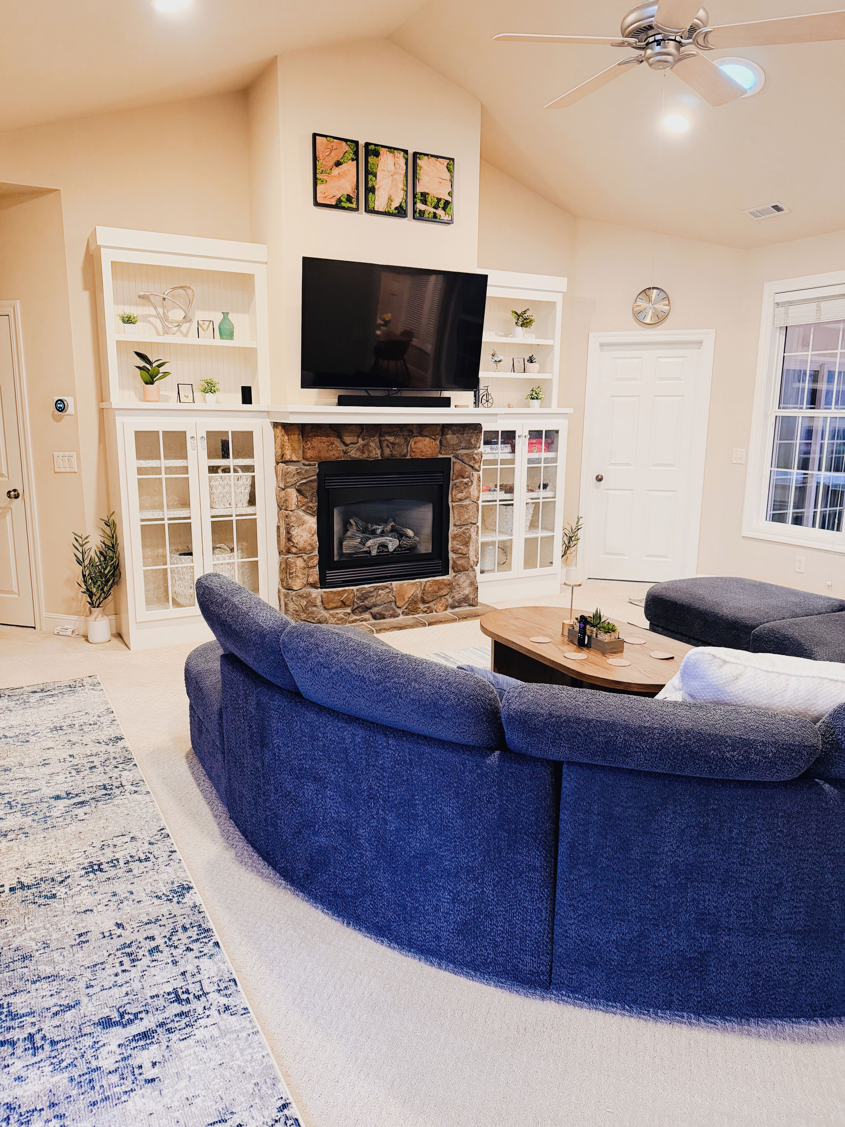 Spacious 4br House On Trail W/ Sauna + Hot Tub By Oz Bike Park, 2 Master Kings - Rogers, AR