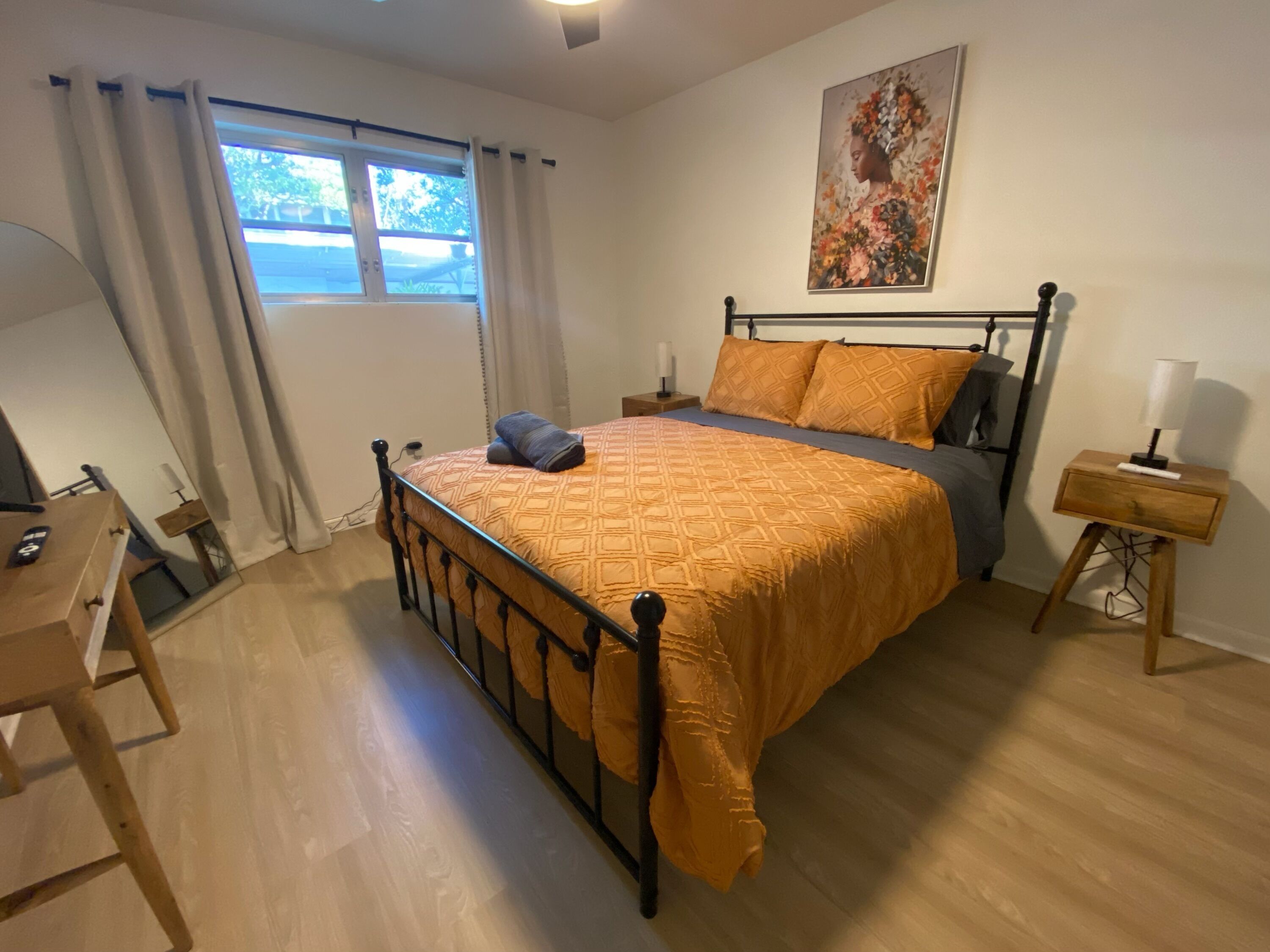 1 habitación, escritorio, wifi gratis y ropa de cama 