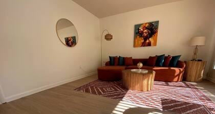 Trendy 1BR Steps to Lake Eola - Thornton Park