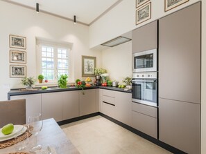 Villa | Private kitchen - Charming Lucca Villa With Garden (Lucca)