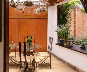 Outdoor dining - Vrbo Property (Ciudad de México)
