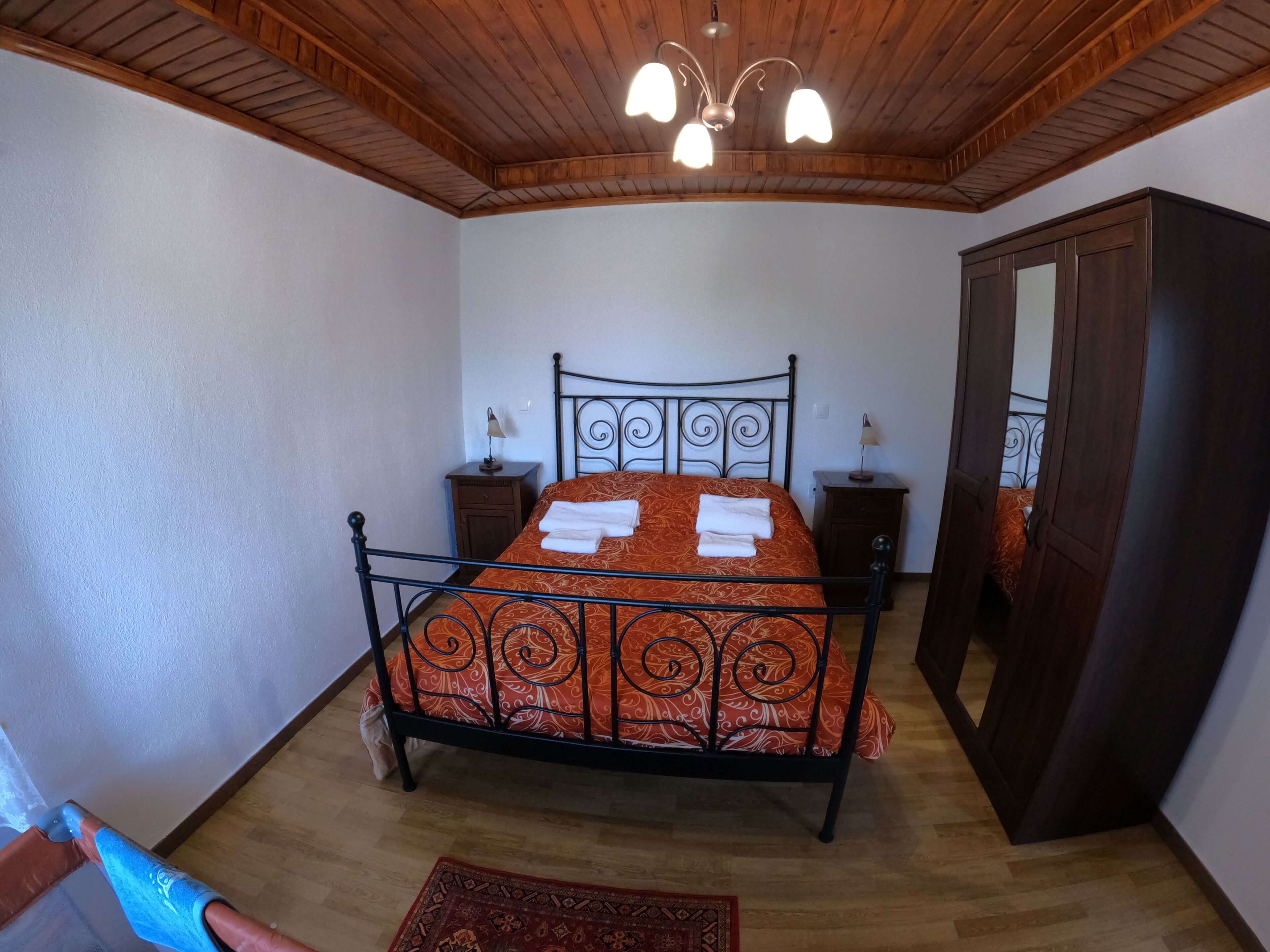 Dobbeltrom – familie, fjellutsikt