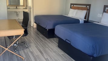 Kamar Double Deluks, 2 Tempat Tidur Queen, Bebas Asap Rokok, kamar mandi pribadi