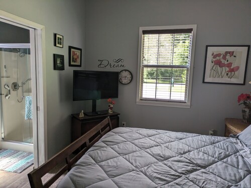 Quiet Home Away From Home!