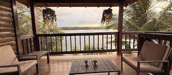 Luxury cottage in front of the sea and lagoon of miami Tela