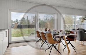 Dining - Awesome home in Fjerritslev with WiFi (Fjerritslev)