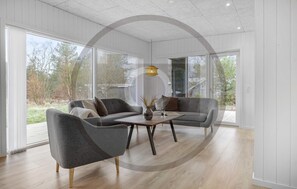 Smart TV - Awesome home in Fjerritslev with WiFi (Fjerritslev)