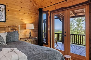 5 bedrooms, desk, iron/ironing board, travel cot - Aska Ridge Lodge|Hot Tub|MTN Views|Pool Table (Blue Ridge)