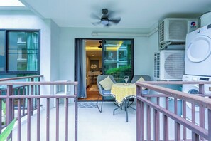 Outdoor dining - Title Walk Beach & Cafés Bars C149 (Rawai)