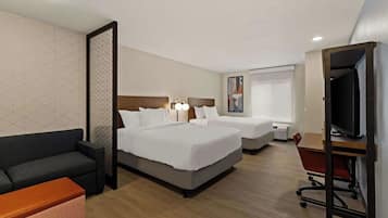 Iron/ironing board, free WiFi, bed sheets