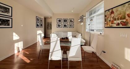 North Burnaby Cozy Private Room #3 with Free Parking