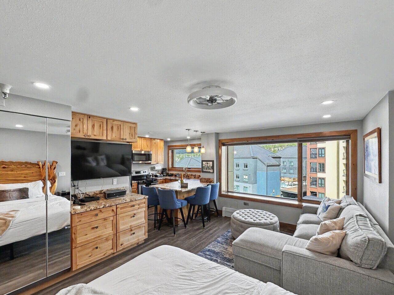 1 bedroom, iron/ironing board, travel crib, free WiFi