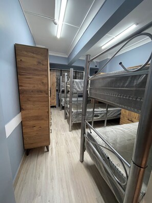 Room - Nazende (İstanbul)