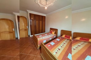 3 slaapkamers, een strijkplank/strijkijzer, wifi, beddengoed
