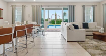 4BR Getaway, Spacious, Beautiful, Great Location