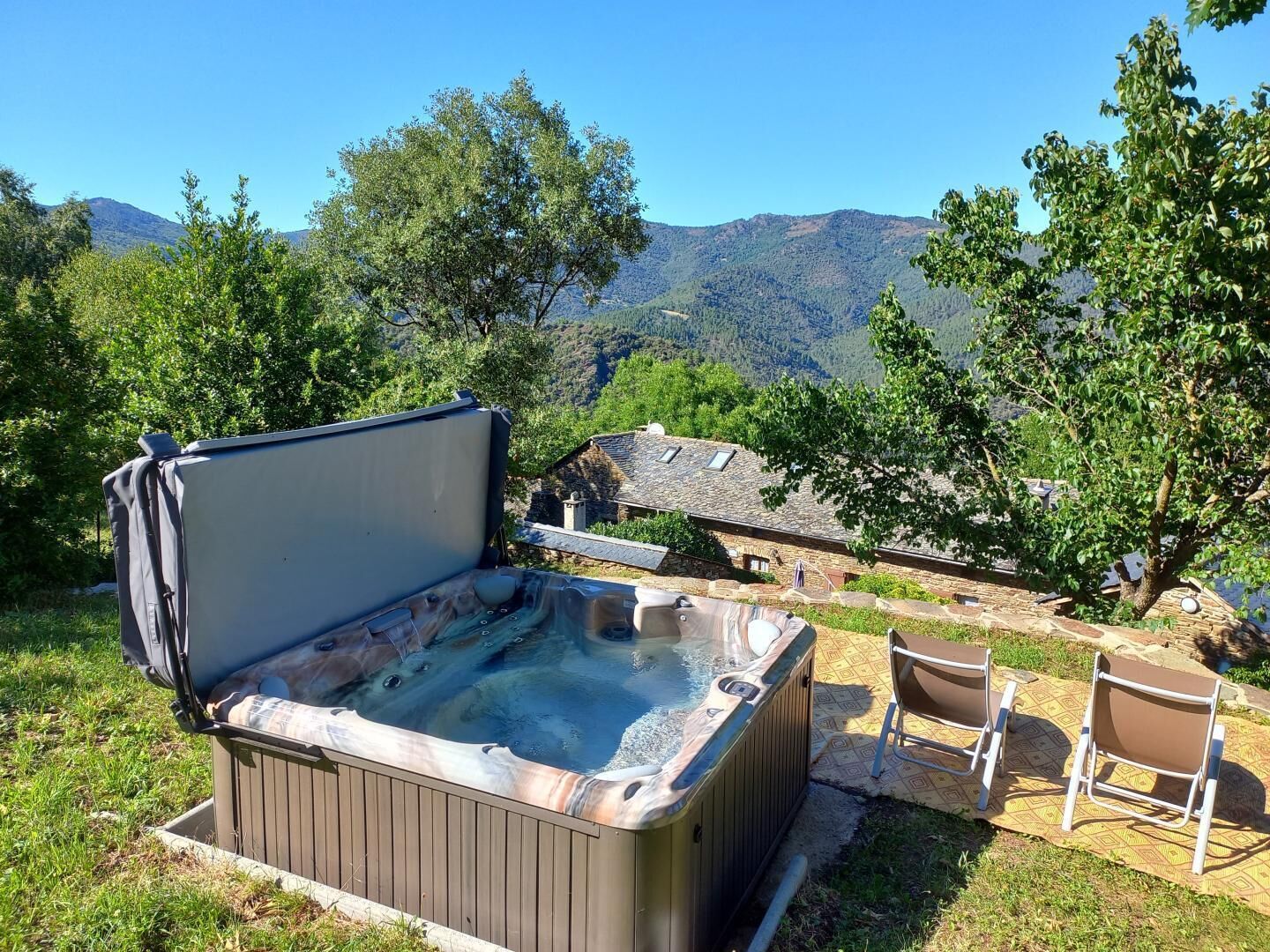 Outdoor spabad