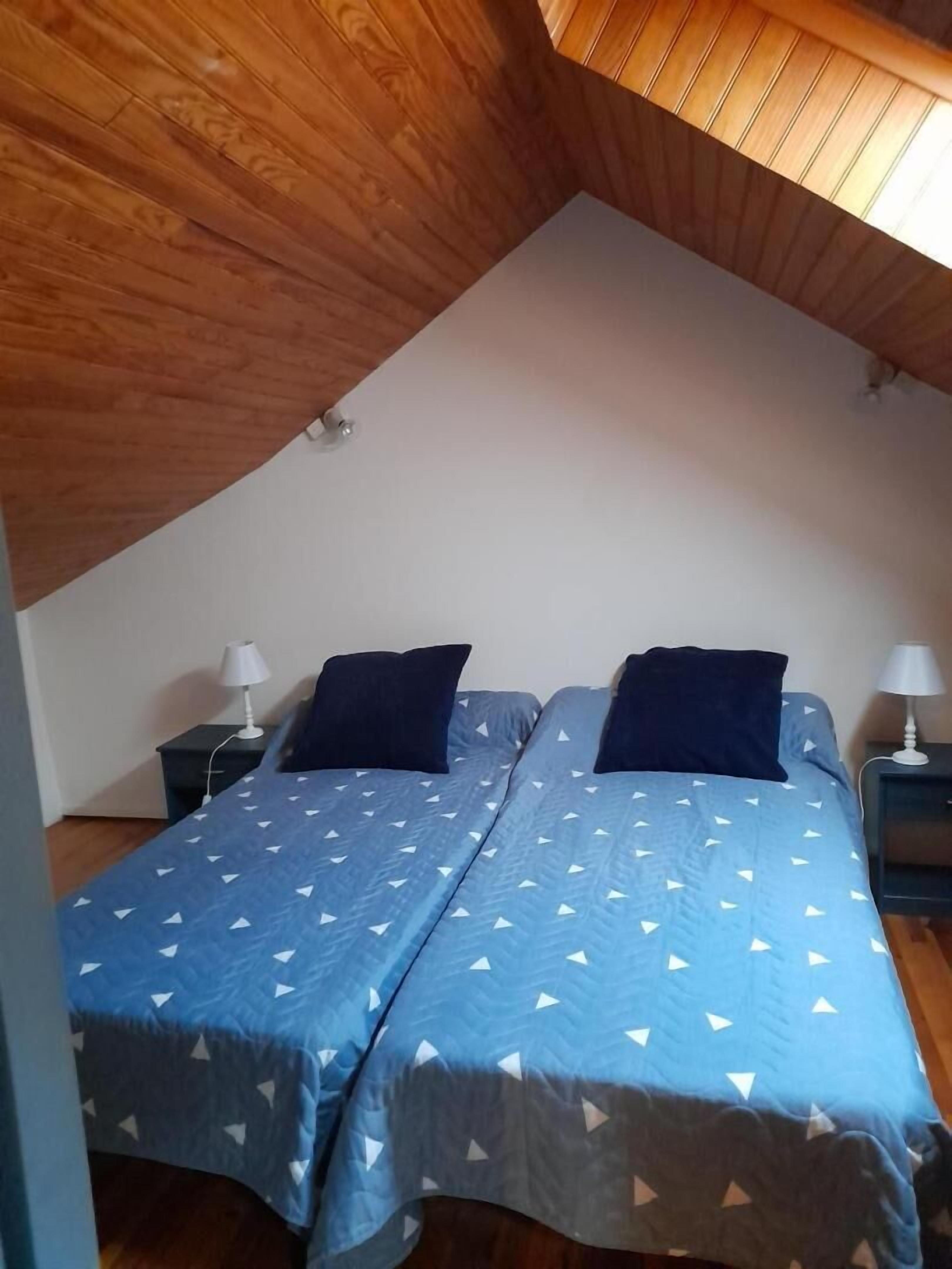 2 chambres, fer et planche à repasser, lit parapluie, Wi-Fi gratuit