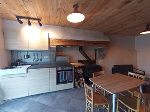 Køleskab, mikrobølgeovn, ovn, opvaskemaskine