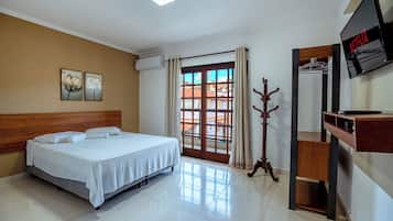 Appartement Confort, vĂ©randa, vue ville | Ăquipements de la chambre