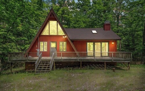 Cave Point A-Frame, updated and funky!